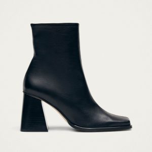 South Black Leather Ankle Boots
