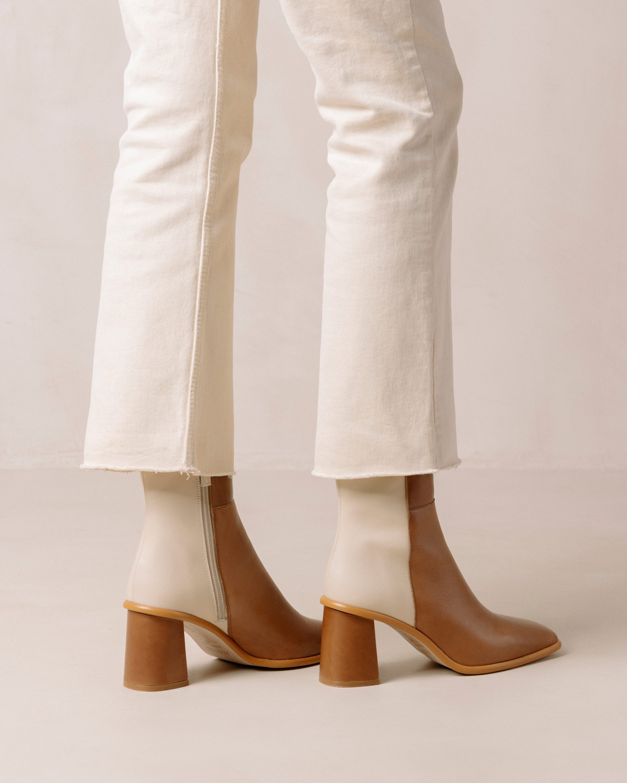West Bicolor Camel Cream Leather Ankle Boots - Image 2